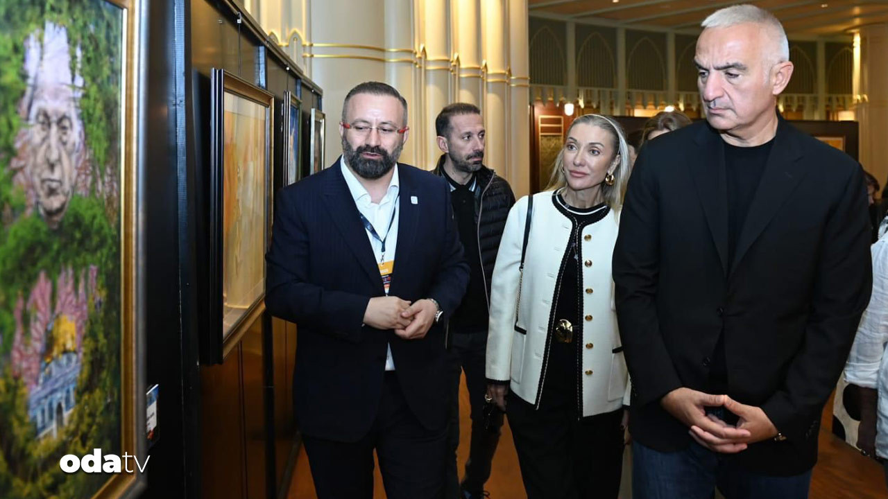 bakan ersoydan beyoglunda sanat turu PRuyV4a3