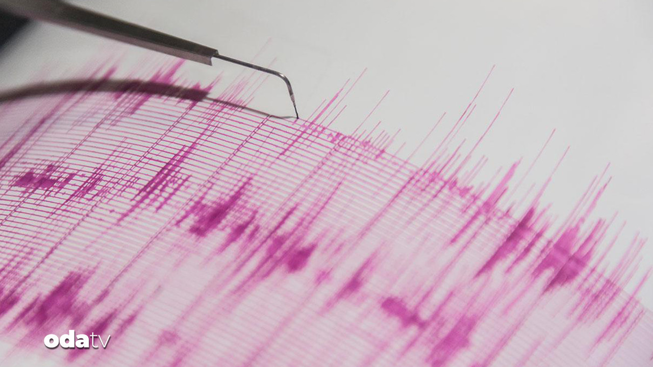 balikesirde 49 buyuklugunde deprem KJ3TxKI7