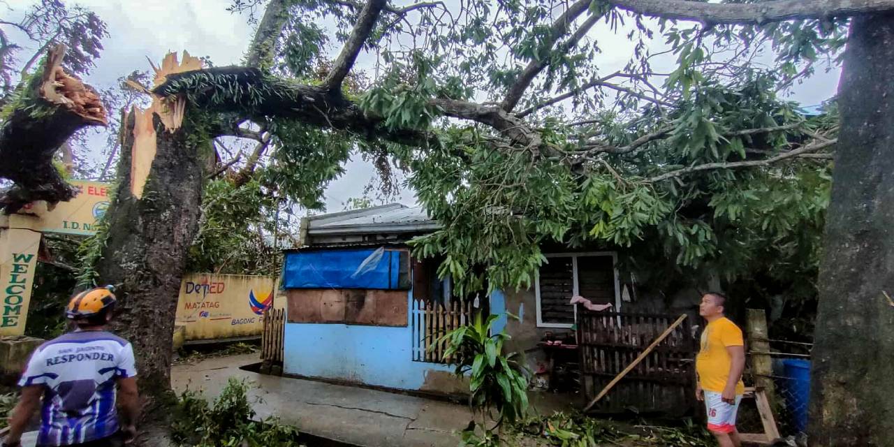 filipinlerde bualoi firtinasi 19 kisi hayatini kaybetti uJc9GxDh