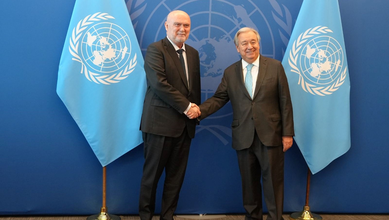 guterresten sinirliogluna sicak karsilama evine hos geldin Yz5v18wh