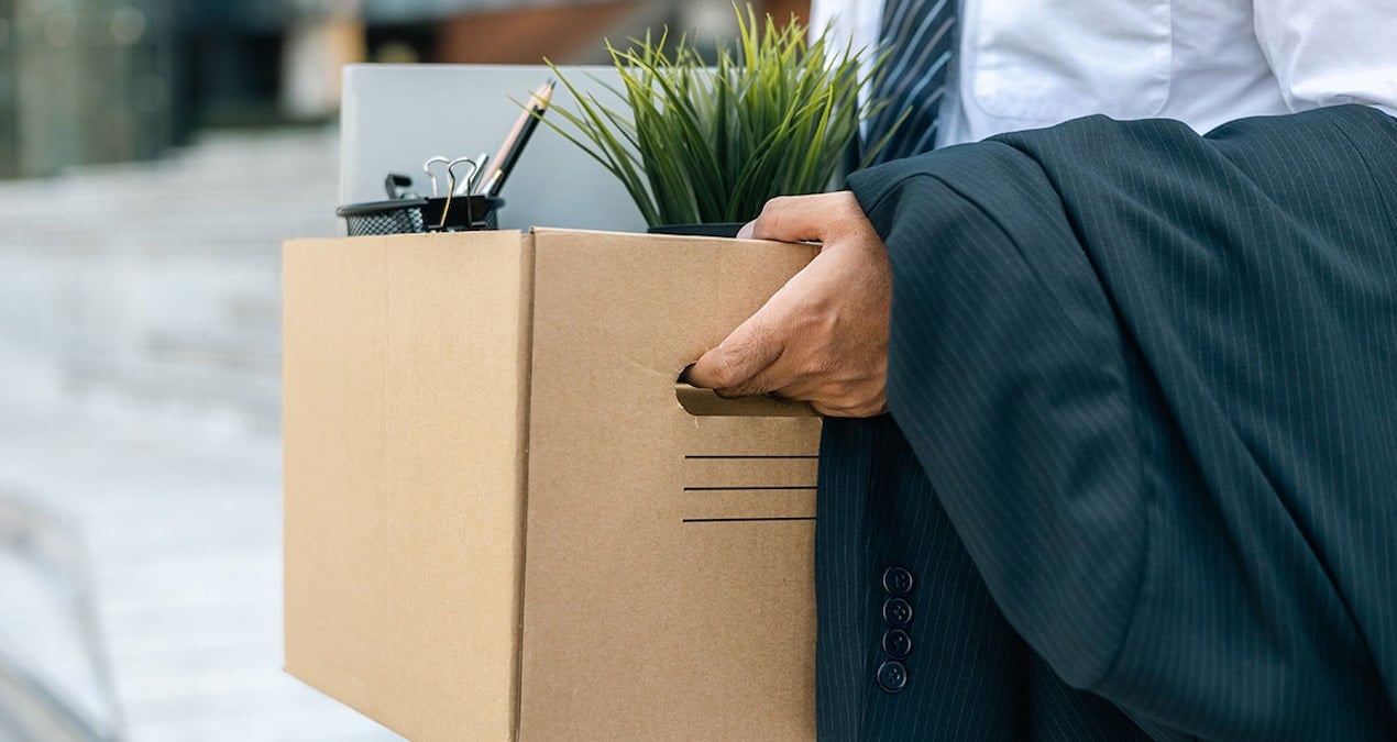 hatayi fark etti isine son verildi DDZUVM6G