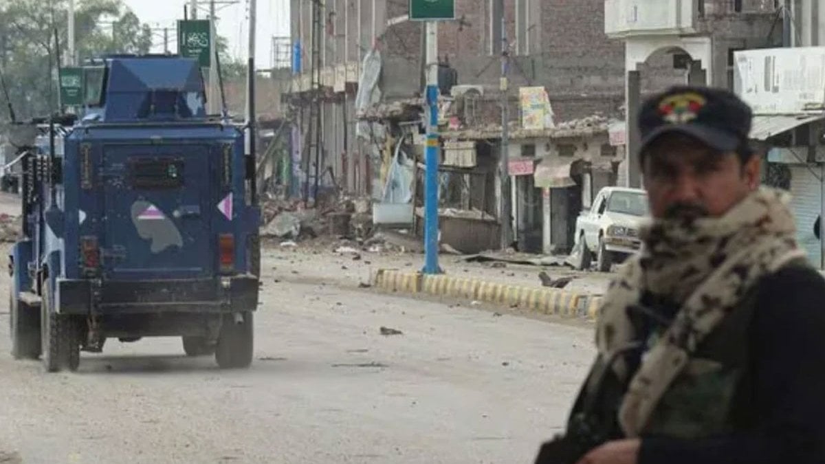 pakistanda hava saldirisi olenlerin arasinda kadin ve cocuklar da var BGlxb5BC