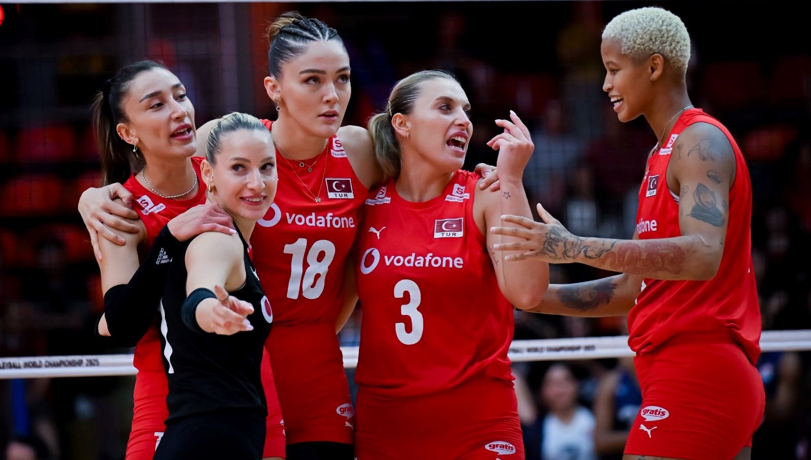 sizinle gurur duyuyoruz filenin sultanlari dunya ikincisi WJJivp9F