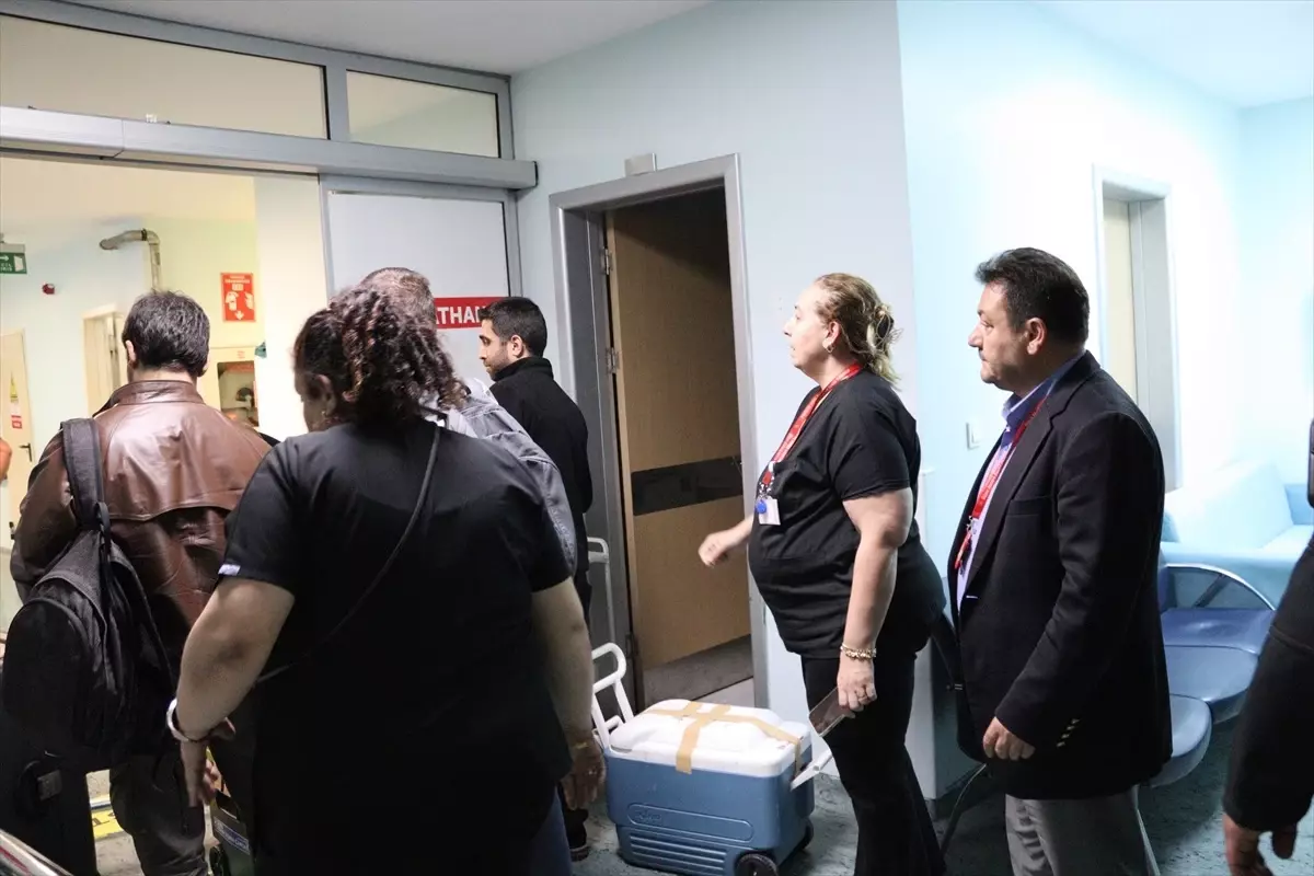 duzcede organ bagisi bir hastanin organlari uc kisiye nakledilecek auu36aXC