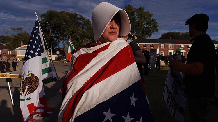 gocmen karsiti operasyonlar los angelesta acil durum ilan ettirdi z8fLe723.jpg