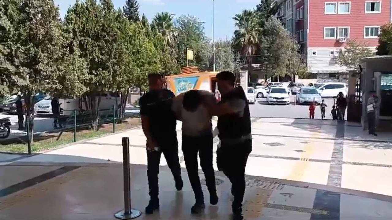 nobetci polisi bicakla yaralamisti o sahis tutuklandi fBOGmU6v.jpg