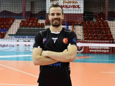 3 yil once galatasaraydaydi coruma gitti 2lSMZZNj