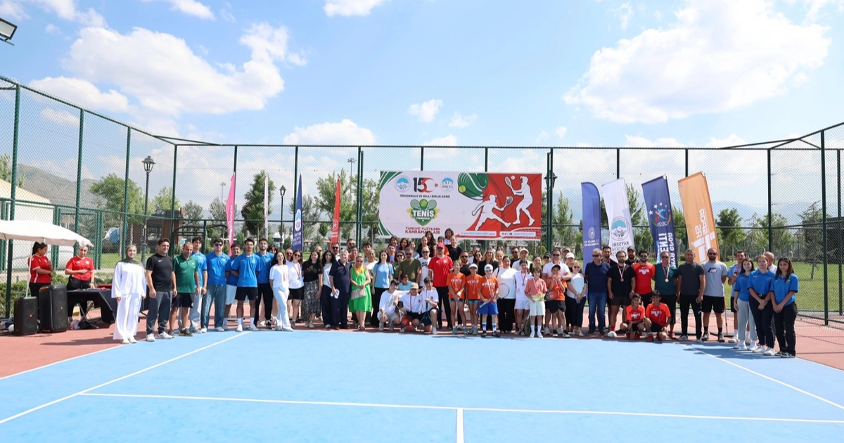 Kayseride 15 temmuz tenis turnuvasi sona erdi JqgFGyE9
