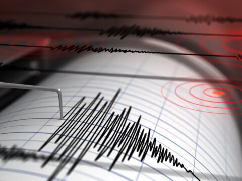 Son dakika akdenizde 35 buyuklugunde deprem cit6FVEP